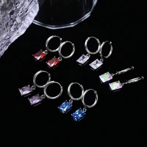 Boucles d\'oreilles en zircone de luxe carré